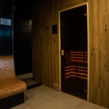 Hotel Grey