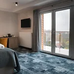 Grey Otel