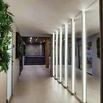 Otel Grey 3*