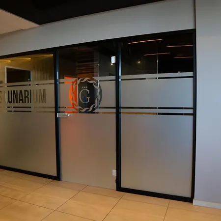 Grey Ξενοδοχείο 3*