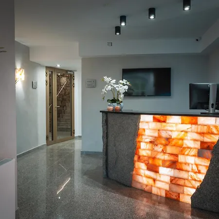 Grey Ξενοδοχείο