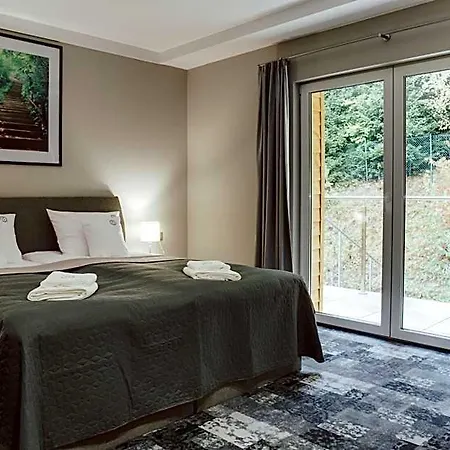 Grey Hotel 3*